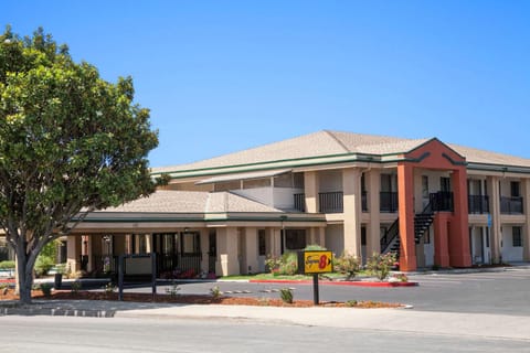 Property building, On site