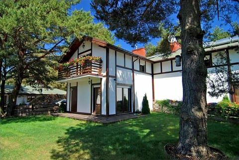 Property building, Garden, Garden view