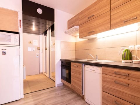 Duplex 6 pers, proche téléphérique, St-Lary village, 3 Diamants - FR-1-296-272 Apartment in Saint-Lary-Soulan