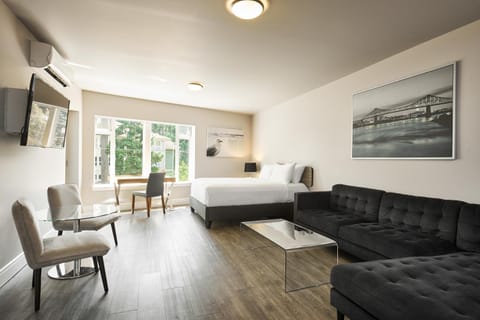 SoLo Suites Apartment hotel in Langford
