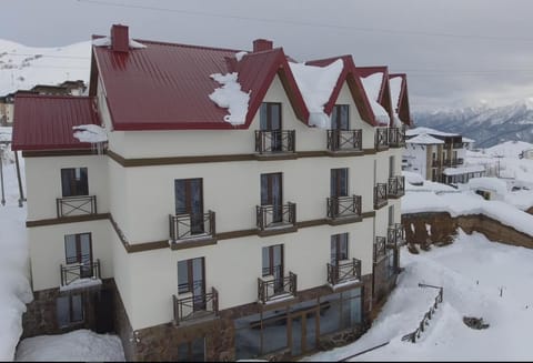 Property building, Winter