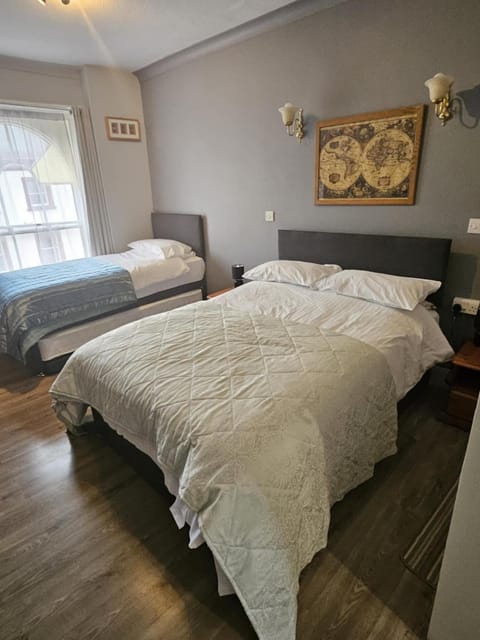 The Ship Hotel Hotel in Mid Devon District