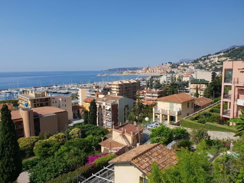 Balcony/Terrace, City view, Garden view, Sea view