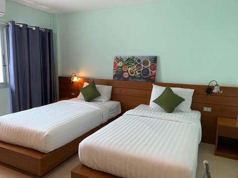 saithong guesthouse Bed and Breakfast in Rawai