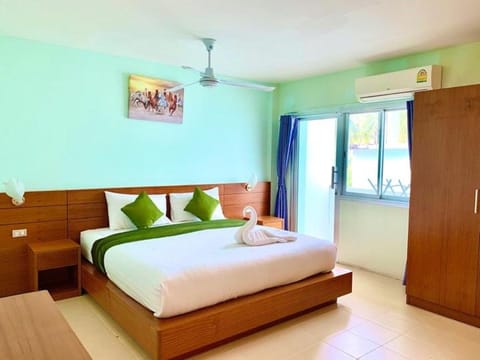 saithong guesthouse Bed and Breakfast in Rawai