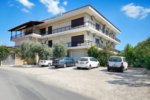 Meni Studios Aparthotel in Thasos