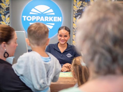 TopParken - Recreatiepark Beekbergen Campeggio /
resort per camper in Loenen