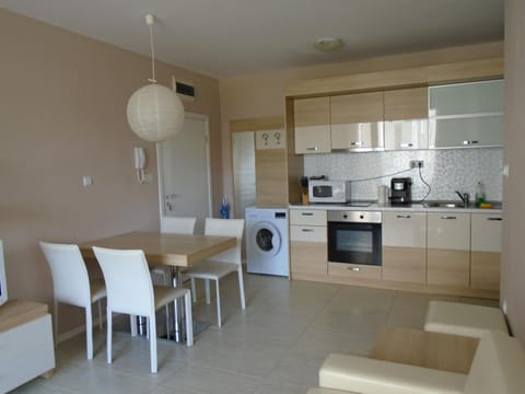 Nedev's Apartments in Kavatsi Area Apartment in Burgas Province