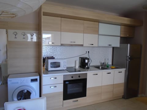 Nedev's Apartments in Kavatsi Area Apartment in Burgas Province