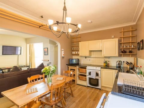 River Cottage Apartment in Inverness