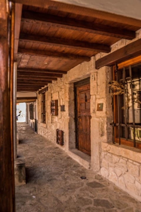 El Soportal de Uceda Hotel in Sierra Norte