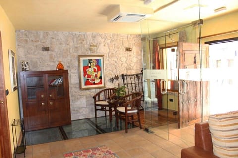 El Soportal de Uceda Hotel in Sierra Norte