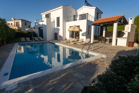 Platzia Beach Villas Villa in Paphos District