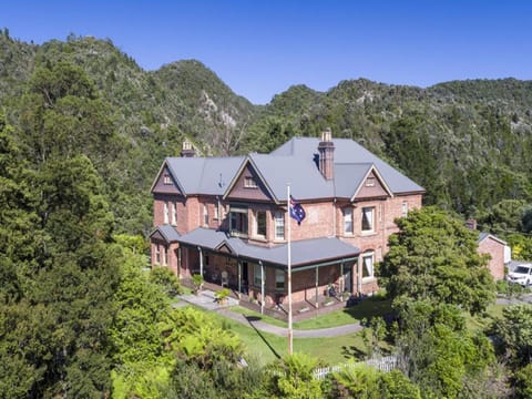 Property building, Natural landscape, Bird's eye view, Mountain view