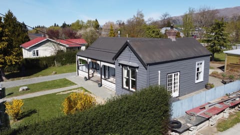 The Old Forge - an "Heritage' house House in Otago