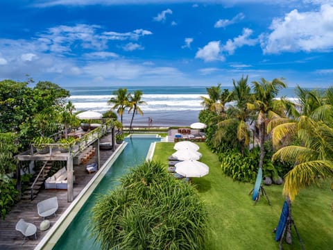 Day, Natural landscape, Garden, Garden view, Pool view, Swimming pool
