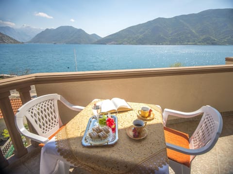 Balcony/Terrace, Seating area, Sea view