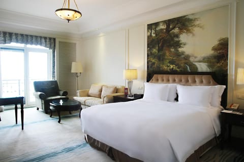 Crowne Plaza Ocean Spring Resort, an IHG Hotel Resort in Qingdao