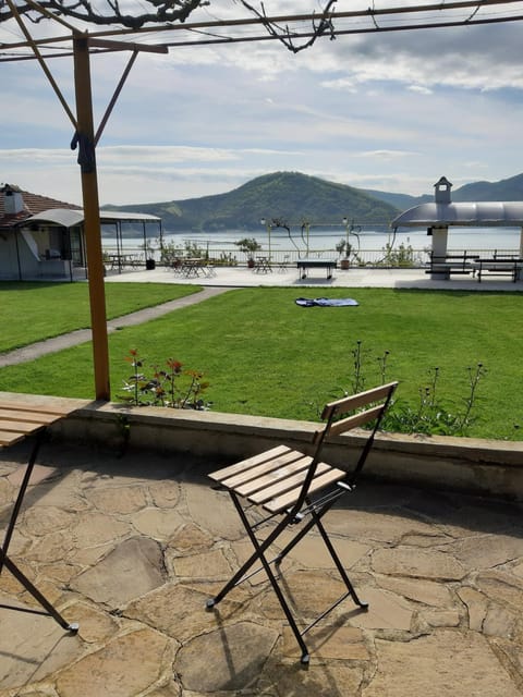 Day, Garden, Balcony/Terrace, Mountain view