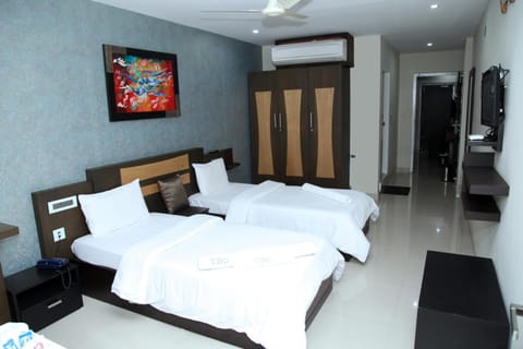 ALSHIFA TBG RESIDENCY Hotel in Kerala