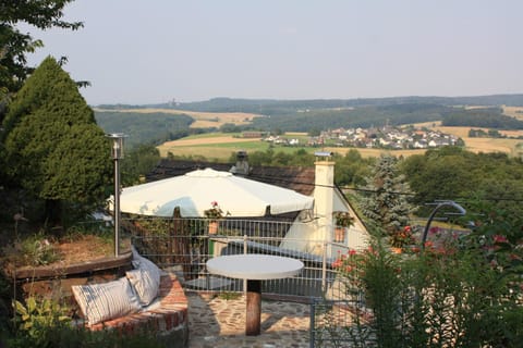 View (from property/room), Balcony/Terrace