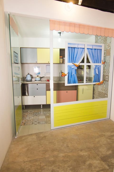 Kitchen or kitchenette