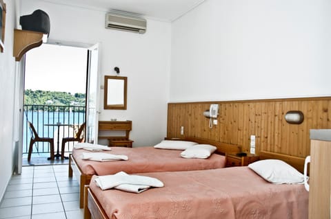 Hotel Christina Apartment hotel in Skiathos