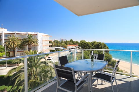 UHC Panoramic Family Complex Apartment in Miami Platja