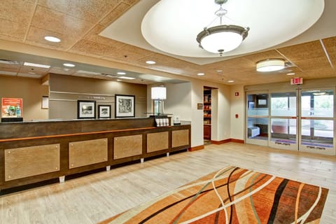 Hampton Inn & Suites Leesburg Hotel in Catoctin