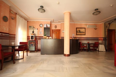 Day, Lobby or reception