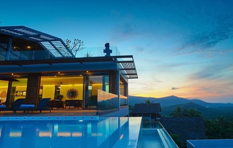 9 Bedroom Sea Blue View Villa - 5 Star with Staff SDV080A-By Samui Dream Villas Chalet in Ko Samui