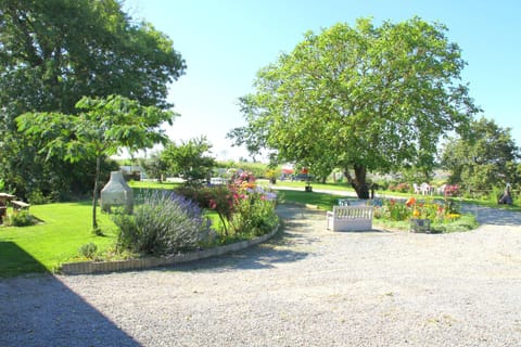 Chambres d'Hôtes du Manoir du Haut Salmon Bed and Breakfast in St-Malo