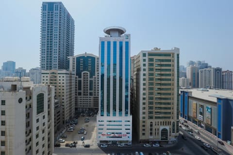 Royal Grand Suite Hotel Appart-hôtel in Al Sharjah