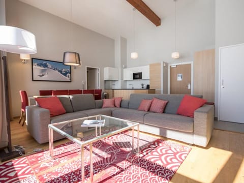 Appartement 5 pièces moderne avec piscine, spa, fitness, parking aux Arcs 1800 - FR-1-352-20 Apartment in Landry