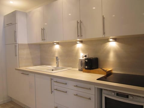 Appartement rénové, 6 pers, balcon sud face aux pistes, parking, Plagne Centre - FR-1-351-20 Apartment in Mâcot-la-Plagne