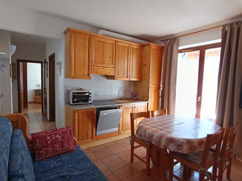 Appartement 2* centre village proche pistes et commerces - 5 pers. - FR-1-445-119 Apartment in Montgenèvre