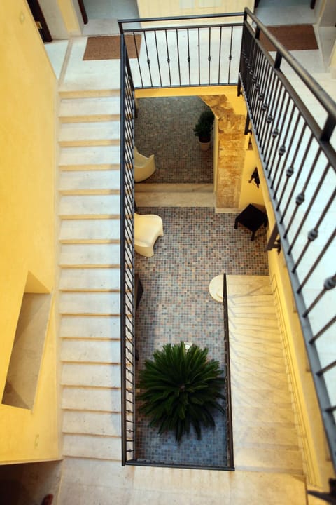 Palazzo Ossuna Apartment hotel in Trapani