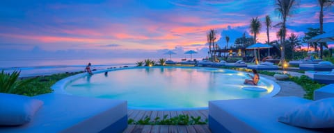 Hotel Komune and Beach Club Bali Estância in Blahbatuh