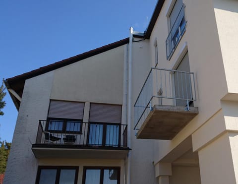 Property building, Balcony/Terrace