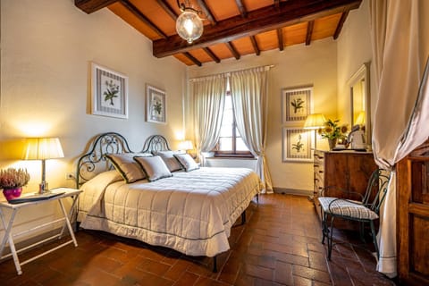 Villa S.Andrea Farm Stay in San Casciano Val Pesa