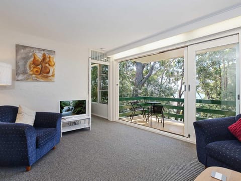 Far Horizons 3 cosy comfortable unit with filtered views Apartamento in Shoal Bay