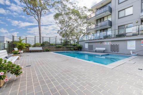 The Poplars, 15,36 Magnus Street - Unit in a great complex with a pool and close to town Apartment in Nelson Bay