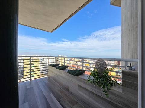 Special Sky Suite - Sea & Mountain Views- Torremolinos Center Appartamento in Torremolinos