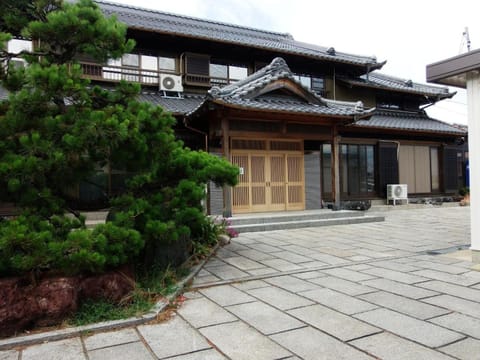 Minpaku Nagashima room2 / Vacation STAY 1036 Bed and Breakfast in Aichi Prefecture