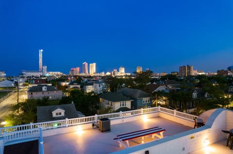 ❤️ The Top End Townhomes with Stunning Views On One-Of-A-Kind Rooftop Deck! WOW! Haus in Atlantic City
