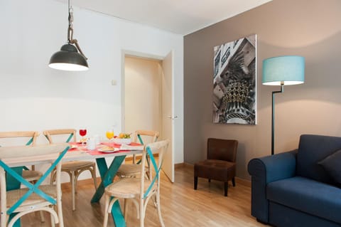 MH Apartments Ramblas Condo in Barcelona