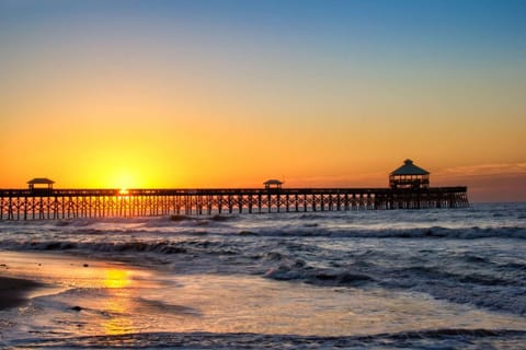 Coastal Escape Maison in Folly Beach