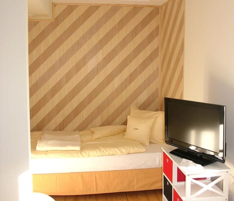 TV and multimedia, Bedroom