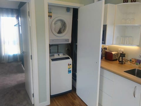 pet friendly, washing machine, dryer