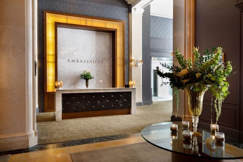 Ambassador Hotel Kansas City, Autograph Collection Hotel in Kansas City